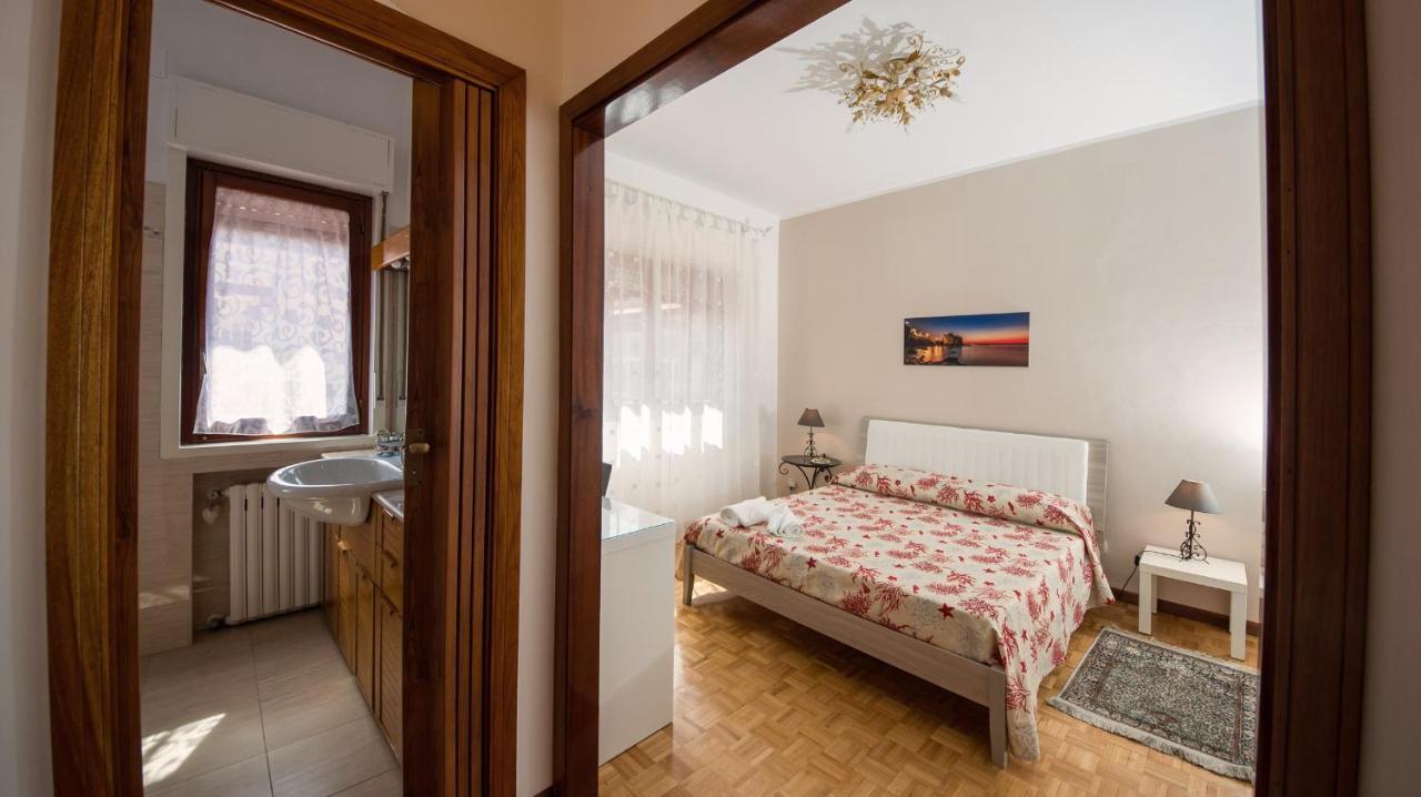 La Castellese Bed & Breakfast