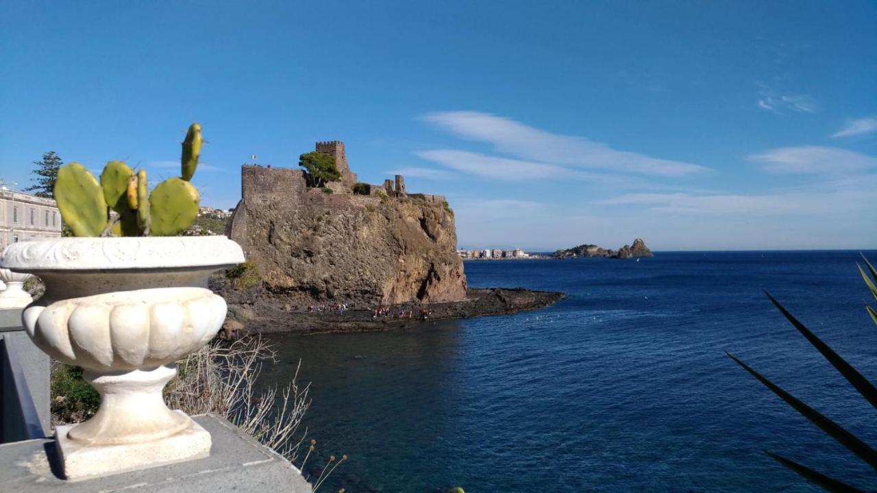 La Castellese * Aci Castello